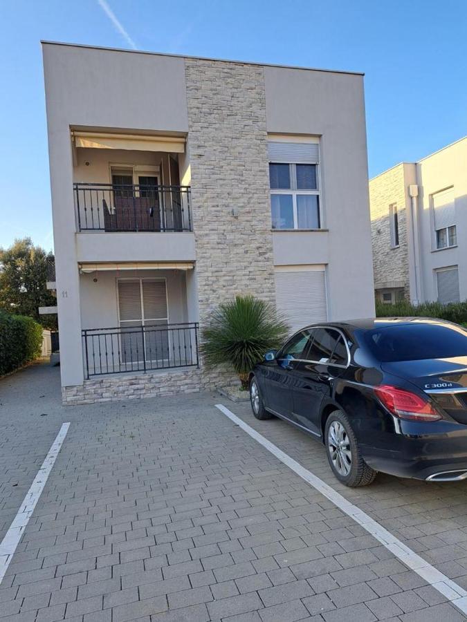 Apartman Lozancic Vir Exterior photo