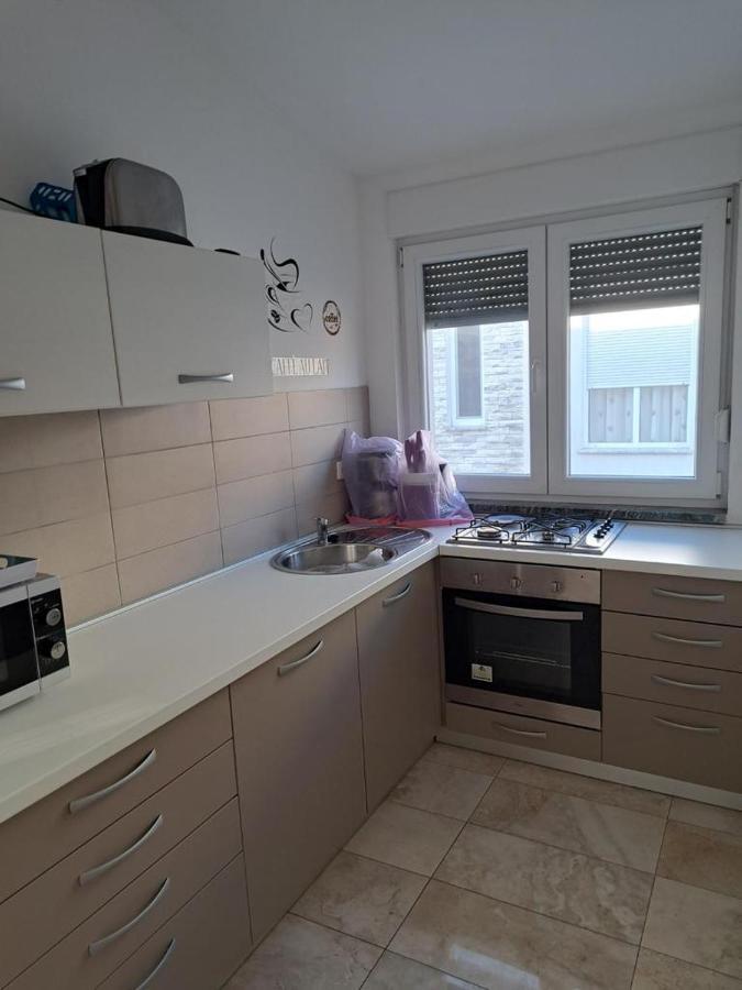 Apartman Lozancic Vir Exterior photo