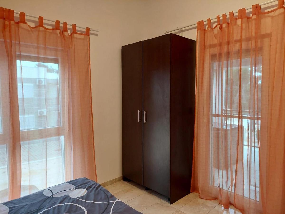 Apartman Lozancic Vir Exterior photo