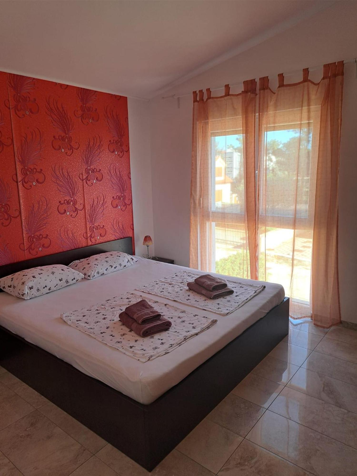 Apartman Lozancic Vir Exterior photo