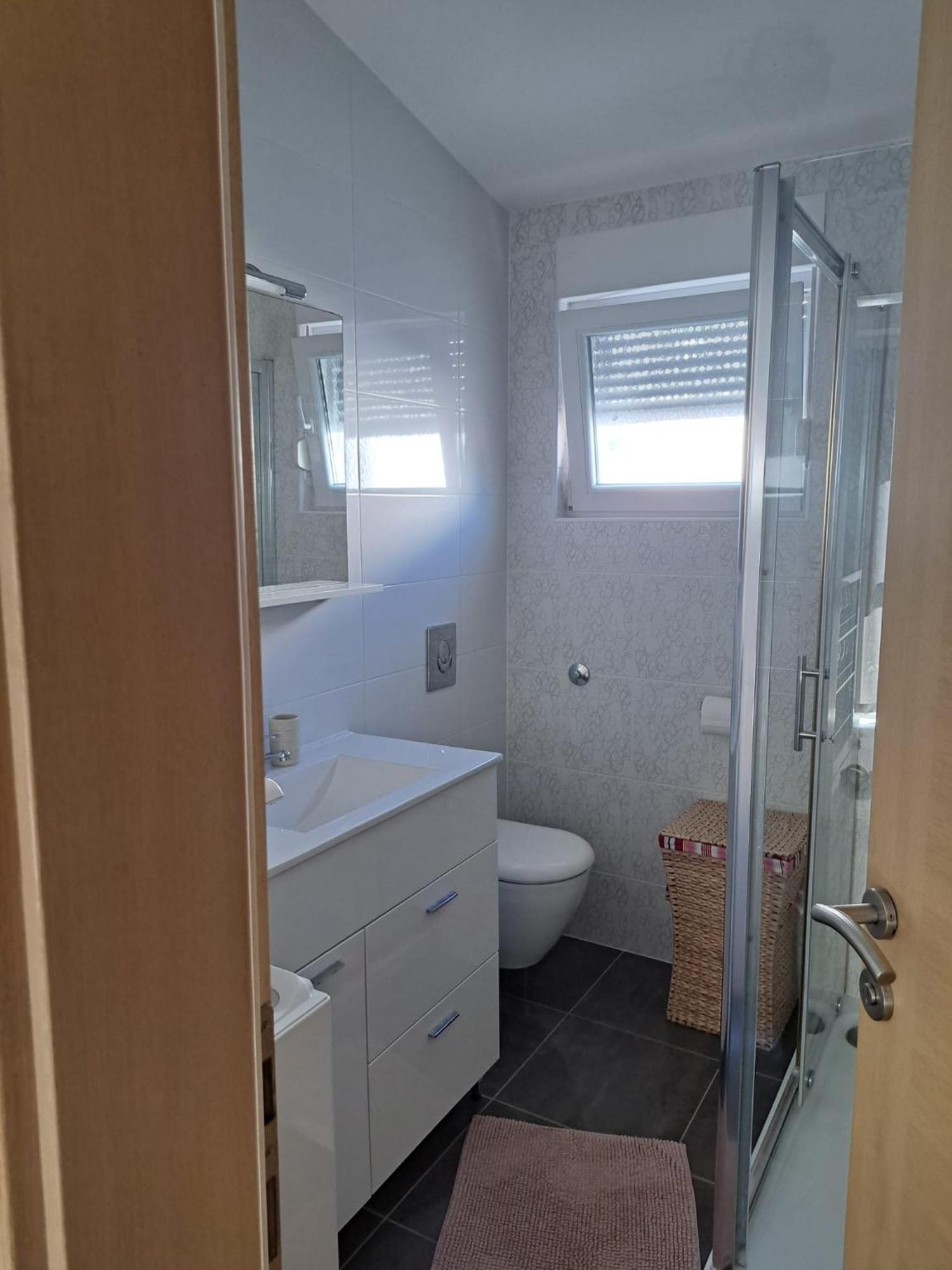 Apartman Lozancic Vir Exterior photo